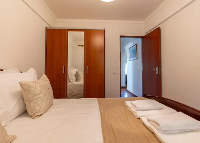 By Trip2portugal شقة *